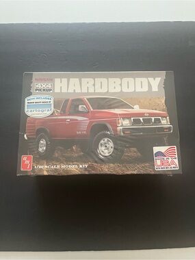 Nissan Hardbody 4x4 Pickup Model Kit